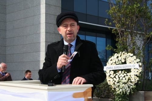 Örnek İnsan Av. Ekrem Erdal Üner’İ Son Yolculuğuna Uğurladık
 - 14