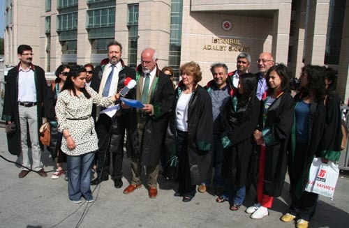 Taksim'de Kolluk Suç İşlemektedir - 6