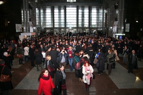 Hukuk Silah, Polis Yargı Olamaz!
 - 54