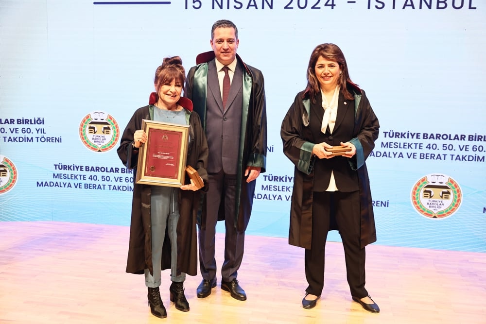 Meslekte 40, 50 ve 60 Yılını Dolduran Meslektaşlarımıza Plaket Verildi - 88