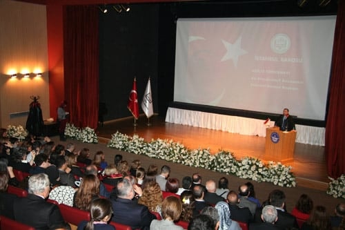 İstanbul Barosu'nun 135. Kuruluş Yıldönümünde 796 Meslektaşımıza Plaket Verildi - 23