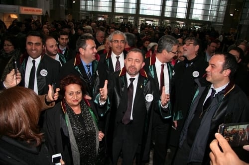 Hukuk Silah, Polis Yargı Olamaz!
 - 60