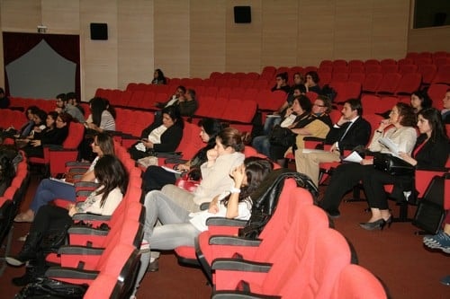 Çocuk Hapishaneleri Kapatılmalıdır

 - 33