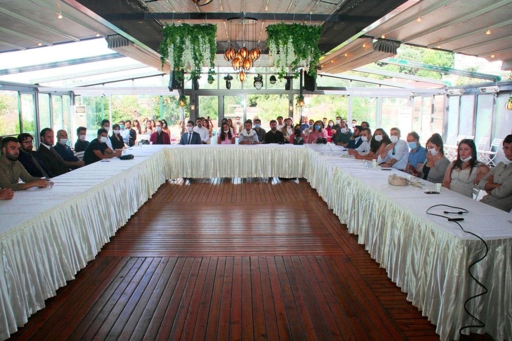 CMK ve Spor Hukuku Eğitimin Tamamlayanlara Sertifika Verildi - 1