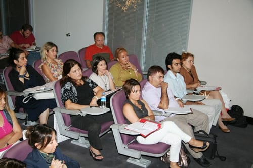 Sağlık Çalışanları, Diğerlerinden
16 Kat Daha Fazla Şiddet Görüyor - 31