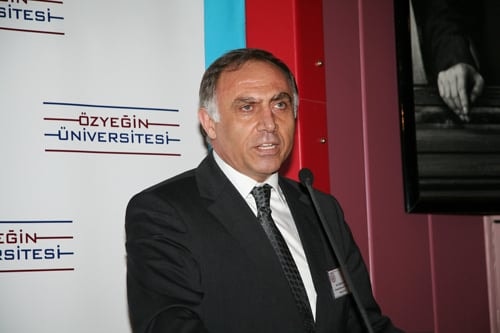 Sosyal Ağlar Ve İnternet Özgürlükçü Anlayışla Düzenlenmeli
 - 5