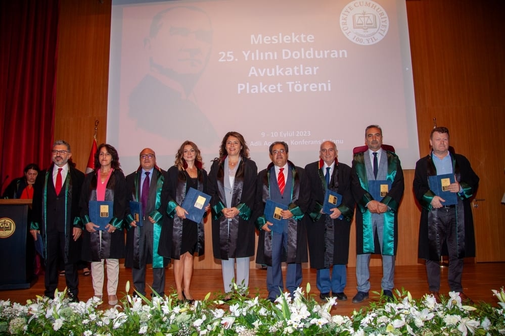 Meslekte 25, 30 ve 35 Yılını Dolduran Meslektaşlarımıza Plaket Verildi - 103
