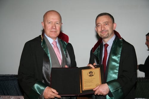 Mesleklerinde 25, 30, 35 Yılını Dolduran Toplam 693 Meslektaşımıza Plaket Verildi
 - 112