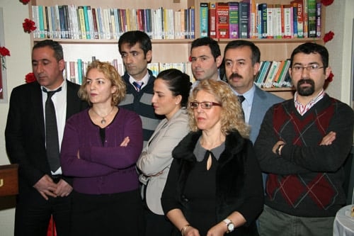 İstanbul Barosu Çalışanları Kemal Türkler Kitaplığı Hizmete Girdi
 - 7