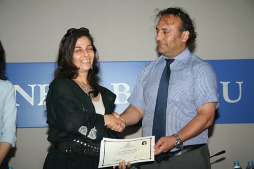 26. Dönem Hukuk İngilizcesi Ve Terminolojisi Derslerini Tamamlayanlara Katılım Belgeleri Verildi  - 4