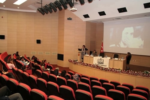 Sığınmacı Ve Mülteci Kadınların Sorunları

 - 12