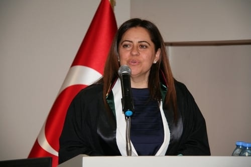 Savunmayı Yok Sayarak Hukuk Devleti İnşa Edilmez
 - 7