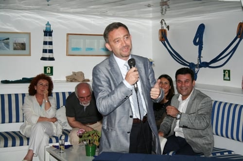 Cmk Eğitim Seminerlerine Katkı Veren Eğitimcilere Plaket Verildi

 - 6