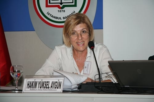 Hukuk Ve Tıp Mensupları Arasında Ortak Dil
 - 37