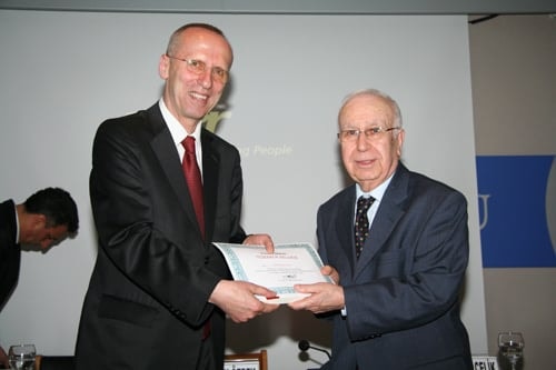 Tıbbi Uygulama Hatalarına Yaklaşım
 - 43