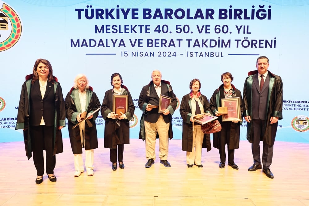Meslekte 40, 50 ve 60 Yılını Dolduran Meslektaşlarımıza Plaket Verildi - 46
