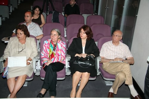 Değişen Yasalar Çerçevesinde Kamudaki Avukatların Sorunları
 - 3