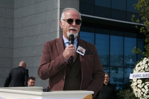 Örnek İnsan Av. Ekrem Erdal Üner’İ Son Yolculuğuna Uğurladık
 - 17