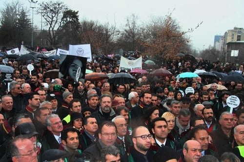 Polis Devleti Değil Hukuk Devleti

 - 33