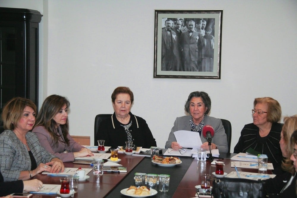 Devrim Yasamız Medeni Kanunumuza Sahip Çıkalım  - 6