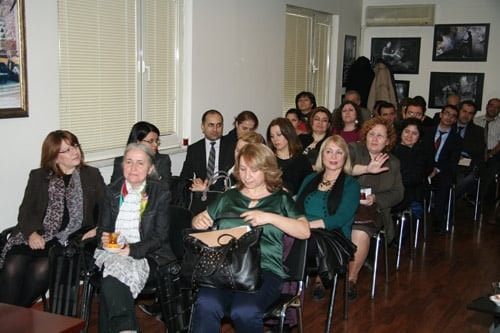 Kamu Avukatlarına Barodan Destek

 - 8