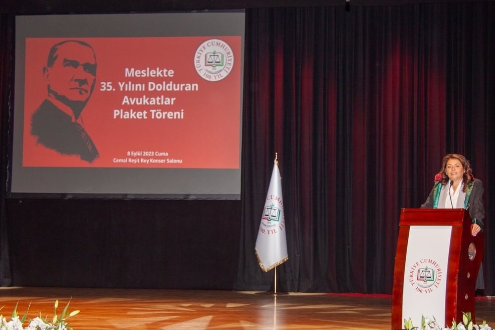 Meslekte 25, 30 ve 35 Yılını Dolduran Meslektaşlarımıza Plaket Verildi - 7