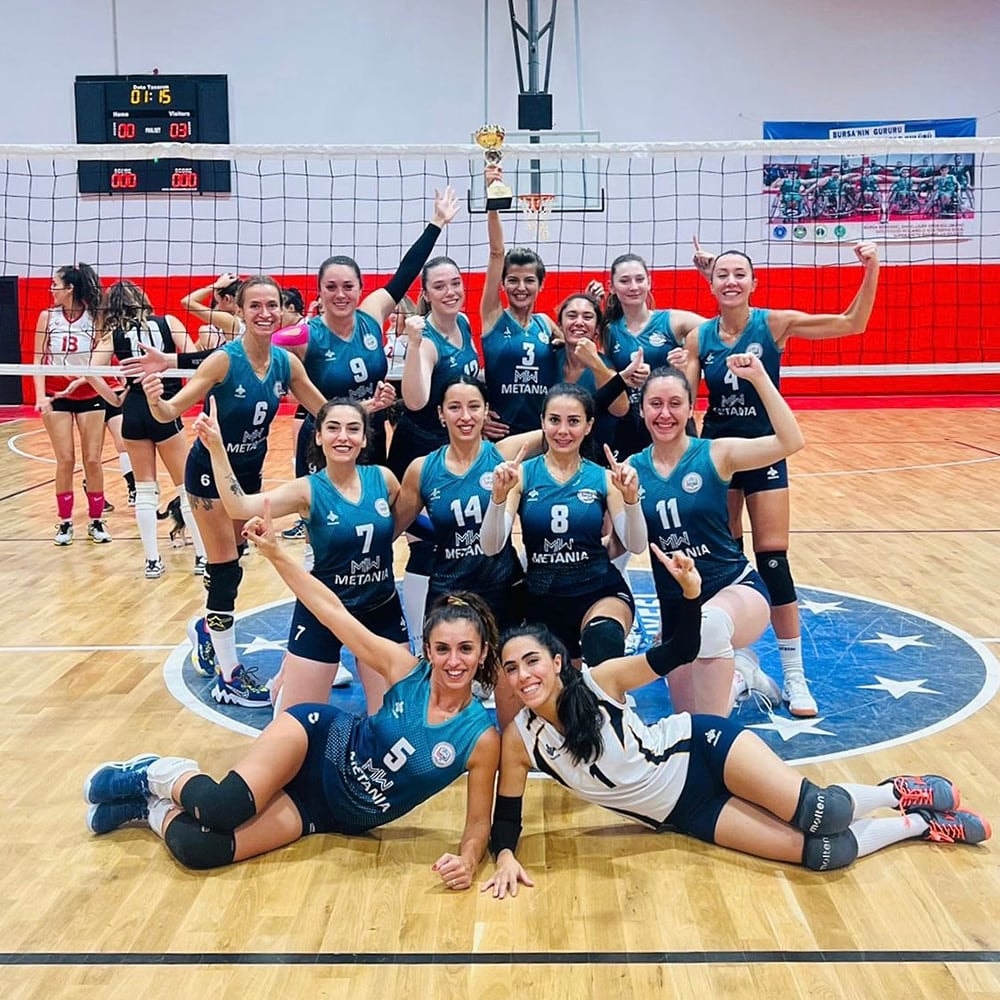Kadın Voleybol Takımımız 10. Kez Şampiyon oldu - 1