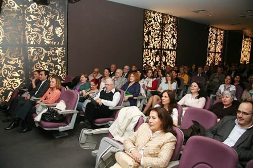 Türkü Gecesinde Her Yöreden Türküler

 - 37