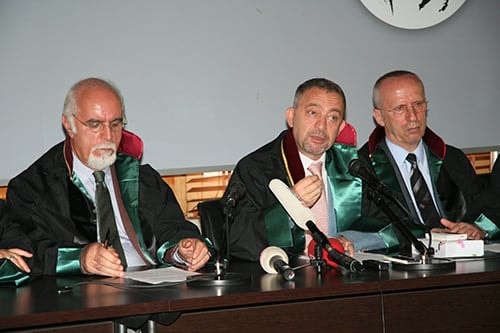 Hukuk Güvenliğine ‘Son Darbeyi’ Vurma Hazırlığı
 - 4