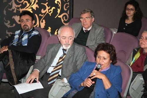 İnsan Haklarında Bir Arpa Boyu Yol
 - 30