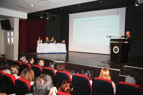 En Fazla Şiddete Sağlık Personeli Uğruyor

 - 24