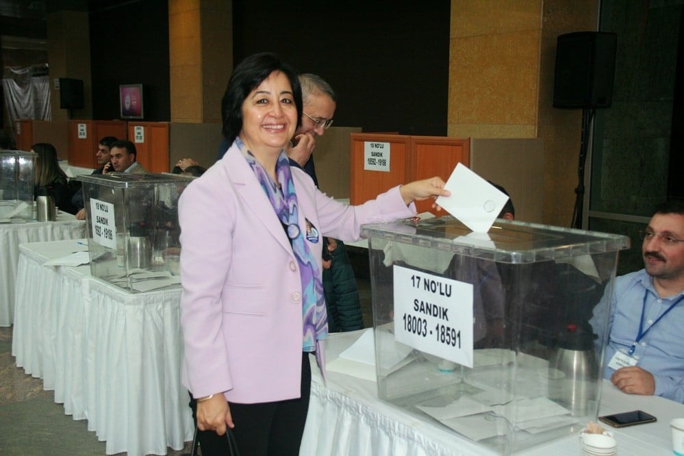 Başkan Durakoğlu Güven Tazeledi - 388