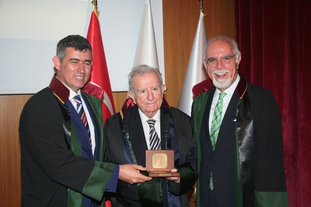 Meslekte 40, 50, 60 Yılını Dolduran 467 Meslektaşlarımıza Madalya Verildi - 107