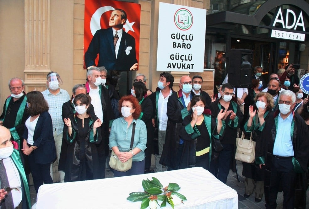 Biz Bu Ülkeyi Hukuk Devleti Yapmak İçin Varız - 4