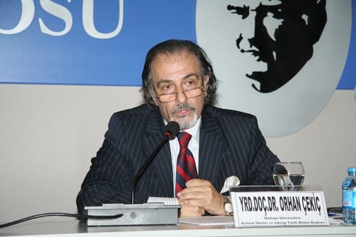 Devrim Yasalarının İçi Boşaltılıyor

 - 11