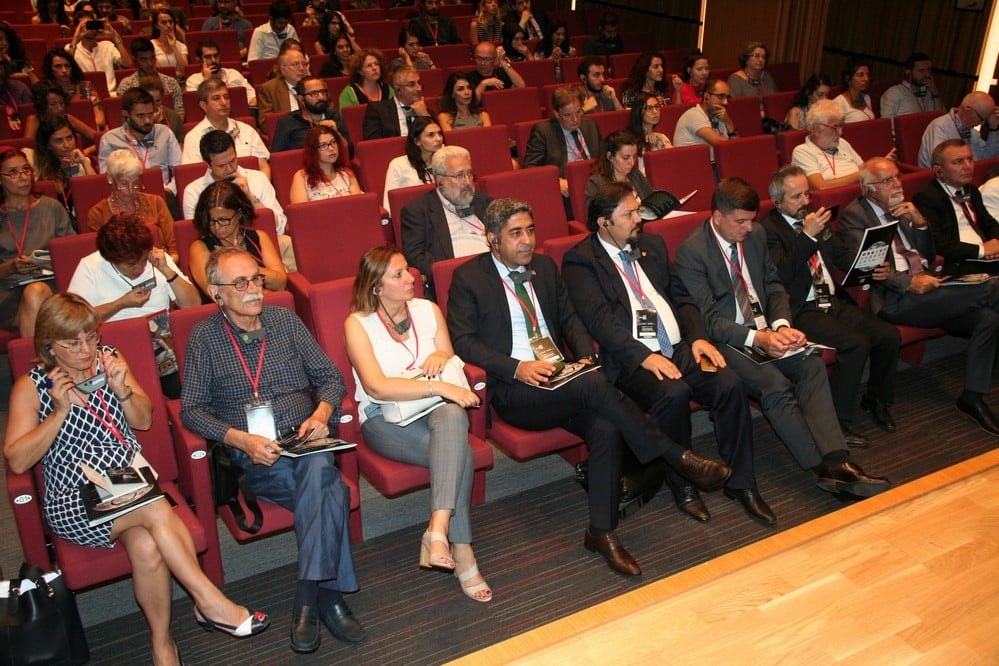 Uluslararası Konferans: ‘Ayın Karanlık Yüzü’ - 46