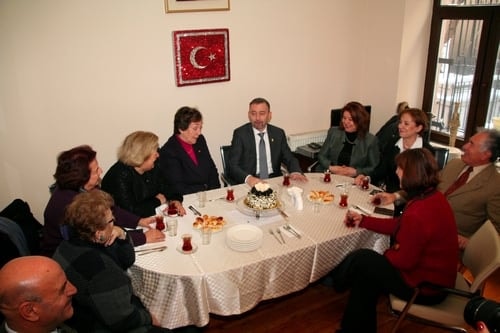 Mahmut Esat Bozkurt Hukuk Ödülü Prof. Dr. Aysel Çelikel’E Verildi
 - 17