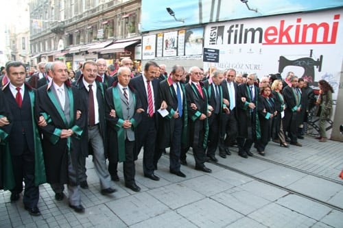 Barolar “Yargıya Ve Ülkeye Sahip Çıkma” Yürüyüşü Yaptılar - 47