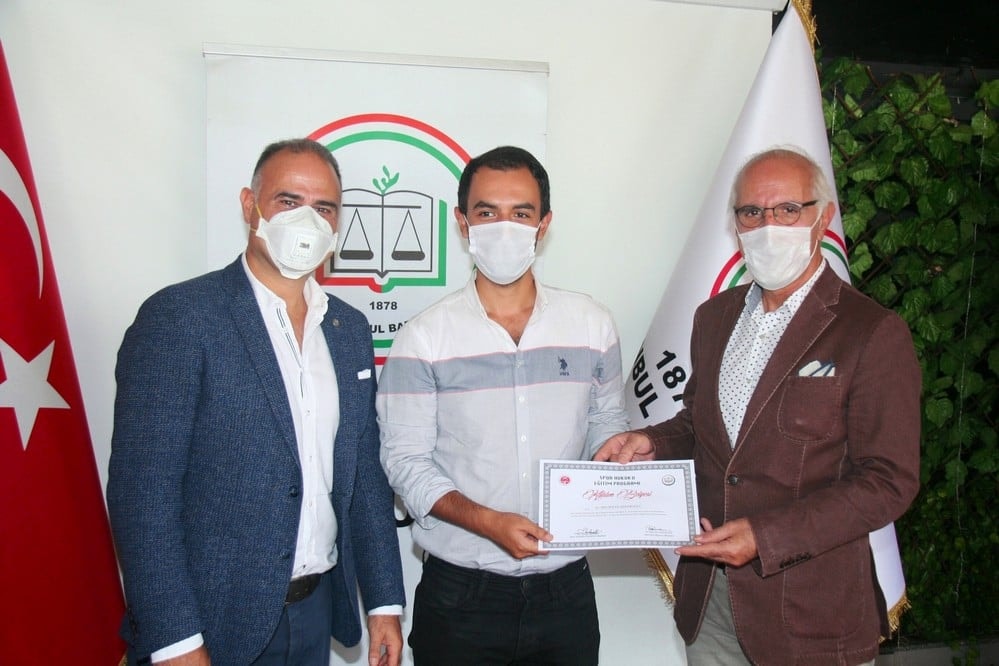 CMK ve Spor Hukuku Eğitimin Tamamlayanlara Sertifika Verildi - 16