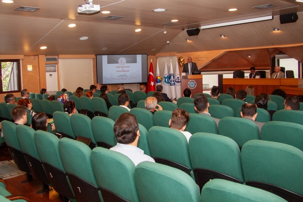 Türk Gemi Sicilleri Semineri - 13