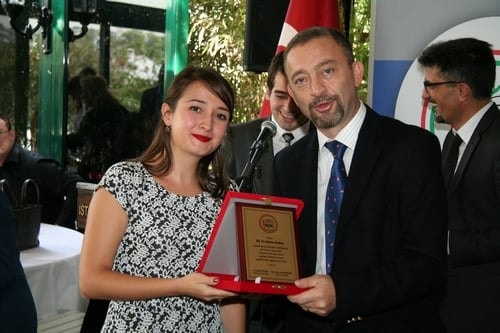 Staj Eğitim Merkezi Eğitmenleri Plaketle Ödüllendirildi

 - 126