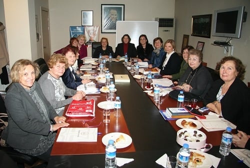 Kadın Kuruluşları, İstanbul Barosuna Kutlama Ziyaretinde Bulundu

 - 5