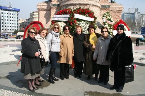 Kadını Ve Erkeği Eşit Bir Türkiye Çağdaştır

 - 32