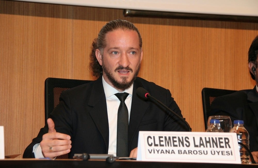 Uluslararası Konferans: ‘Ayın Karanlık Yüzü’ - 114