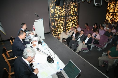 Cumartesi Forumları Sona Erdi
 - 13