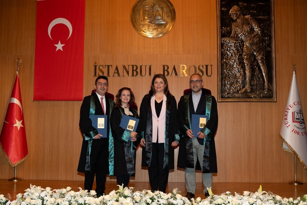 Meslekte 25, 30 ve 35 Yılını Dolduran Meslektaşlarımıza Plaket Verildi - 5