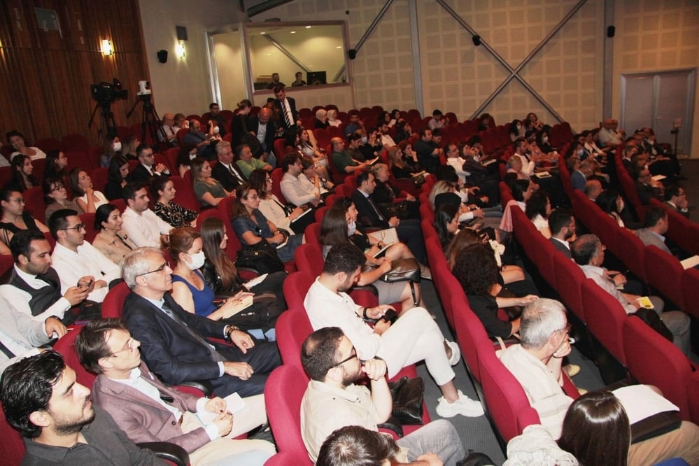 25. İş Hukuku Sempozyumu - 12