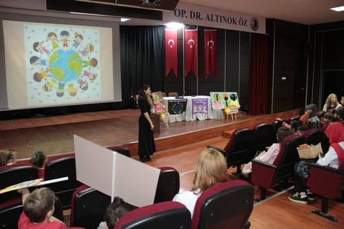 Dünya Çocuk Hakları Günü Bir Dizi Etkinlikle Kutlandı 

 - 9