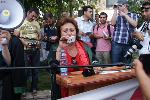 Muğla Barosu Yürüyüş Düzenledi
 - 3