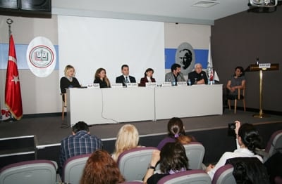 Hayvanlar Barınaklarda Değil Aramızda Yaşamalı